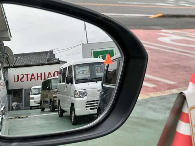 日産 セレナ ２．０ Ｘ 日産オリジナルナビ取付パッケージ装着車 R8年 (東海) 99