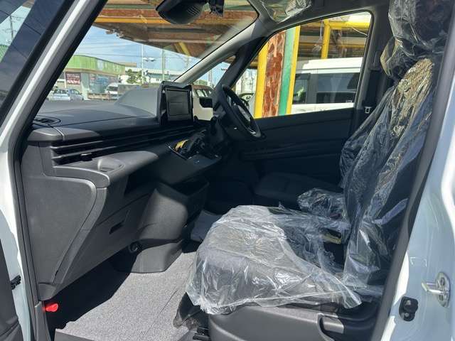 日産 セレナ １．４ Ｅ－ＰＯＷＥＲ Ｘ R8年 (東海) 99
