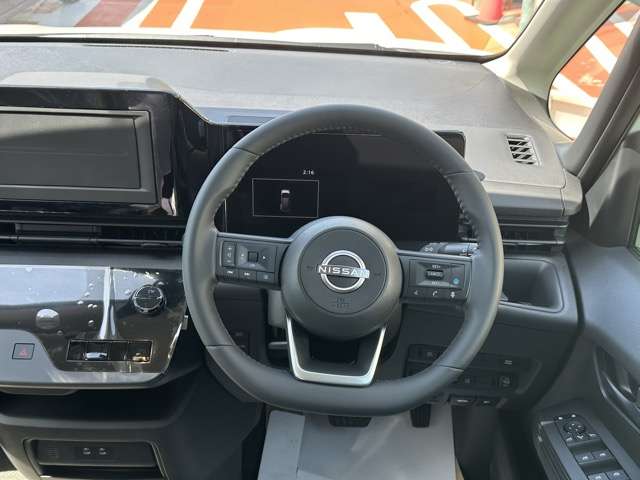 日産 セレナ １．４ Ｅ－ＰＯＷＥＲ Ｘ R8年 (東海) 99