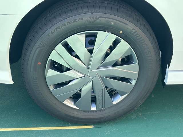 日産 セレナ １．４ Ｅ－ＰＯＷＥＲ Ｘ R8年 (東海) 99