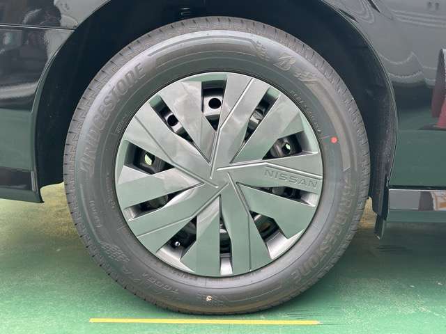 日産 セレナ １．４ Ｅ－ＰＯＷＥＲ Ｘ R8年 (東海) 99
