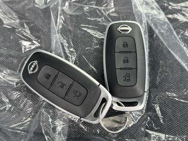日産 セレナ １．４ Ｅ－ＰＯＷＥＲ Ｘ R8年 (東海) 99