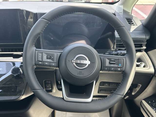 日産 セレナ １．４ Ｅ－ＰＯＷＥＲ ＡＵＴＥＣＨ ＮＩＳＳＡＮＣＯＮＮＥＣＴインフォテインメントシステム装着車 R8年 (東海) 99