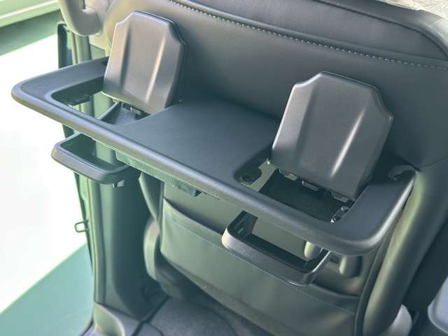 日産 セレナ １．４ Ｅ－ＰＯＷＥＲ ＡＵＴＥＣＨ ＮＩＳＳＡＮＣＯＮＮＥＣＴインフォテインメントシステム装着車 R8年 (東海) 99