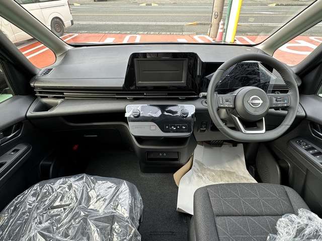 日産 セレナ ２．０ Ｘ 日産オリジナルナビ取付パッケージ装着車 R8年 (東海) 99