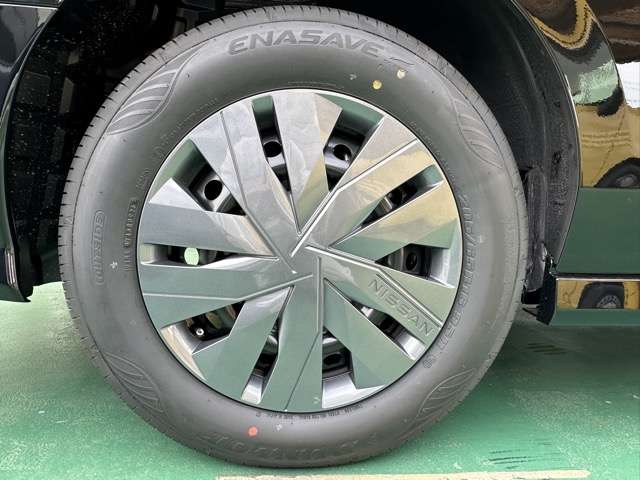 日産 セレナ ２．０ Ｘ 日産オリジナルナビ取付パッケージ装着車 R8年 (東海) 99