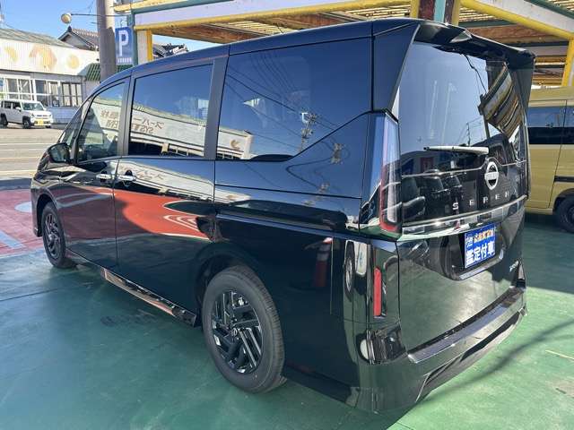 日産 セレナ １．４ Ｅ－ＰＯＷＥＲ ハイウェイスターＶ ＮＩＳＳＡＮＣＯＮＮＥＣＴインフォテインメントシステム装着車 R8年 (東海) 99