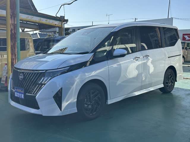 日産 セレナ １．４ Ｅ－ＰＯＷＥＲ ハイウェイスターＶ ＮＩＳＳＡＮＣＯＮＮＥＣＴインフォテインメントシステム装着車 R8年 (東海) 99