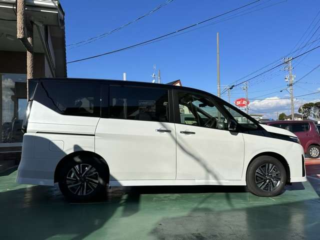 日産 セレナ １．４ Ｅ－ＰＯＷＥＲ ハイウェイスターＶ R7年 (東海) 99