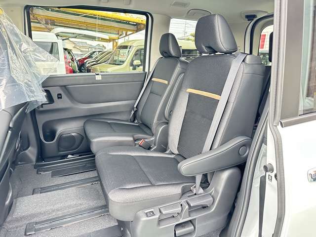 日産 セレナ １．４ Ｅ－ＰＯＷＥＲ ハイウェイスターＶ R7年 (東海) 99