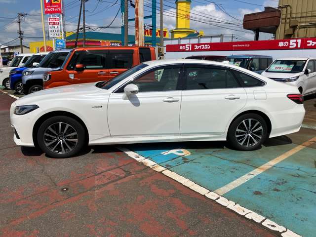 トヨタ クラウン　ハイブリッド ハイブリッド ２．５ Ｓ ＦＯＵＲ Ｃパッケージ ４ＷＤ R1年 (甲信越・北陸) 99