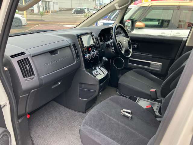 三菱 デリカ　Ｄ：５ ２．２ Ｄ パワーパッケージ ディーゼルターボ ４ＷＤ H30年 (甲信越・北陸) 99