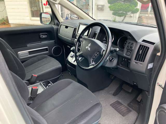 三菱 デリカ　Ｄ：５ ２．２ Ｄ パワーパッケージ ディーゼルターボ ４ＷＤ H30年 (甲信越・北陸) 99