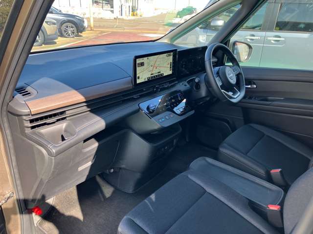 日産 セレナ １．４ Ｅ－４ＯＲＣＥ ハイウェイスターＶ ４ＷＤ R6年 (甲信越・北陸) 99
