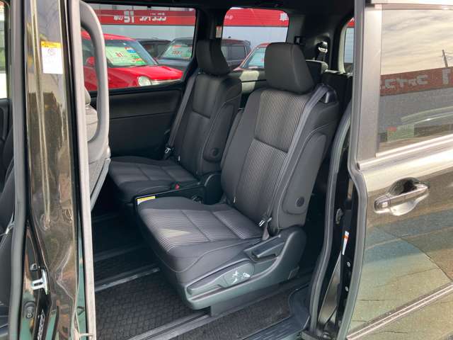 トヨタ ヴォクシー ２．０ ＺＳ ４ＷＤ H29年 (甲信越・北陸) 99