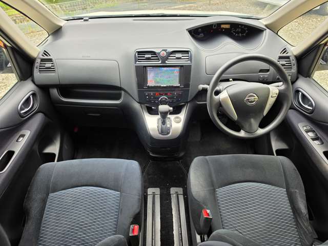 日産 セレナ ２．０ ２０Ｓ H23年 (関東) 99