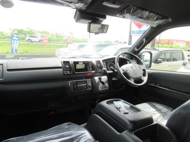 トヨタ ハイエースバン ２．８ スーパーＧＬ ダークプライムＩＩ ロングボディ ディーゼルターボ ４ＷＤ R8年 (東北) 99