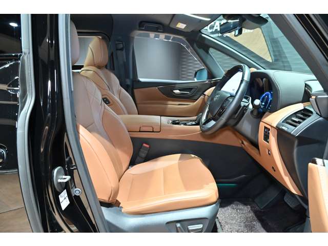 トヨタ ヴェルファイア　ハイブリッド ハイブリッド ２．５ Ｚプレミア Ｅ－ＦＯＵＲ ４ＷＤ R6年 (関東) 99
