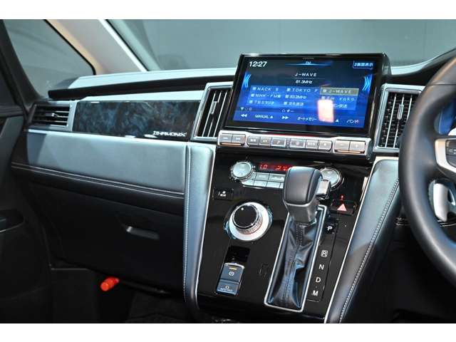 三菱 デリカ　Ｄ：５ ２．２ シャモニー 電動サイドステップ非装着車 ディーゼルターボ ４ＷＤ R7年 (関東) 99