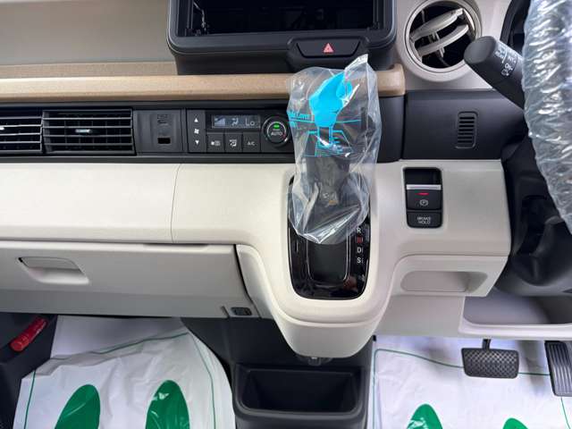 ホンダ Ｎ　ＢＯＸ ６６０ R8年 () 99