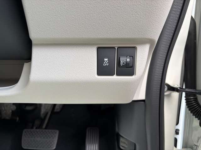 ホンダ Ｎ　ＢＯＸ ６６０ R8年 () 99