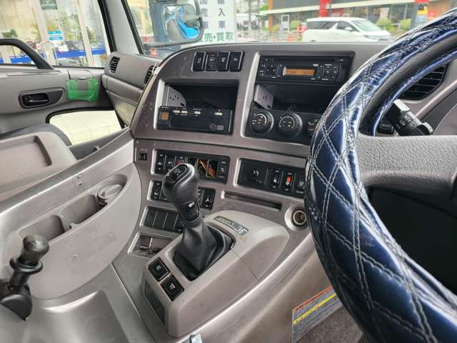 ＵＤトラックス クオン 積載１３トン H28年 (関東) 99