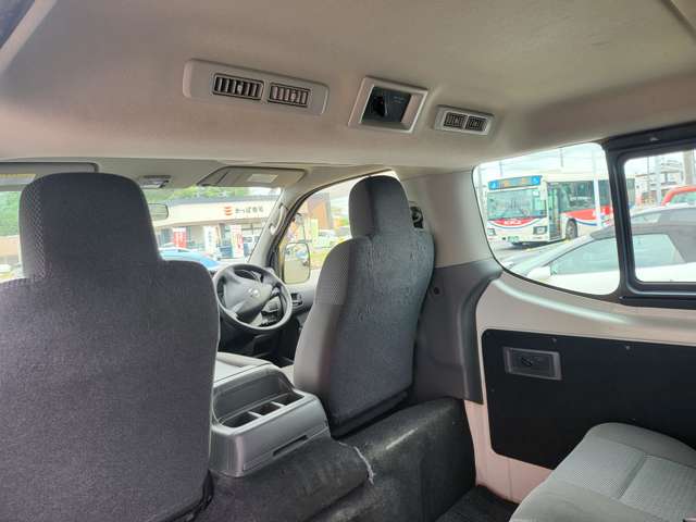 日産 ＮＶ３５０キャラバン　ワゴン ２．５ ＤＸ ロングボディ 低床 H29年 (関東) 99