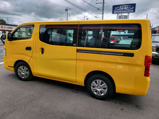 日産 ＮＶ３５０キャラバン　ワゴン ２．５ ＤＸ ロングボディ 低床 H29年 (関東) 99
