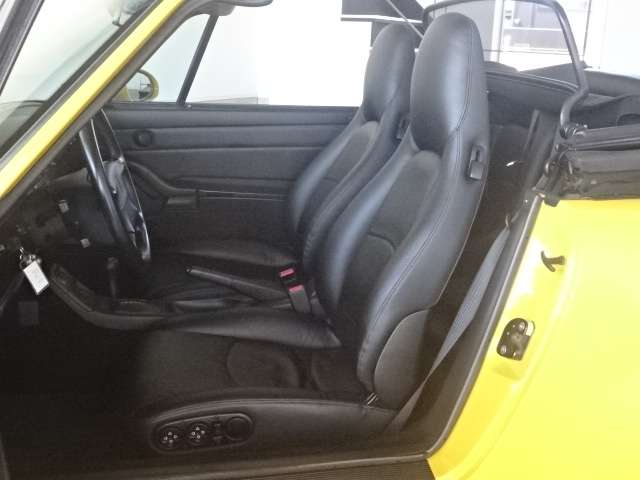 ポルシェ ９１１カブリオレ カレラ ティプトロニック H8年 (甲信越・北陸) 99