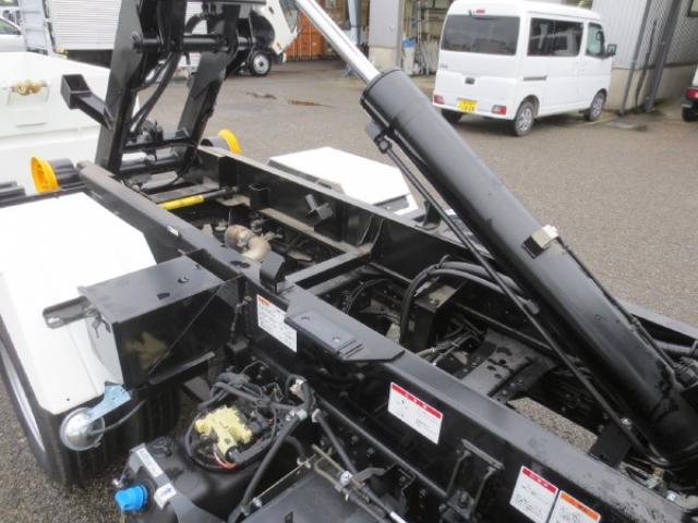 三菱フソウ キャンター ３Ｔ R7年 () 99