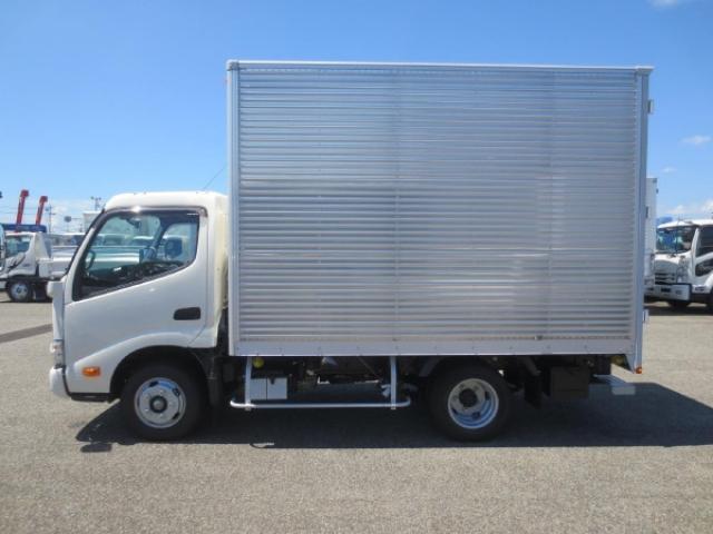 日野自動車 デュトロ ２Ｔ R6年 () 99