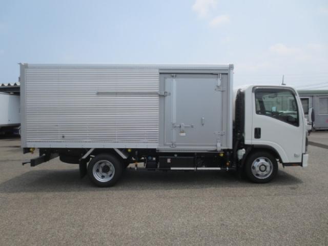 ＵＤトラックス カゼット ３．５Ｔ R6年 () 99