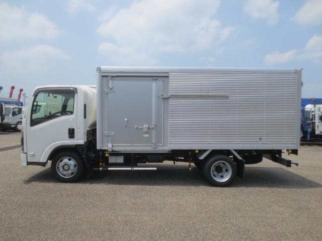 ＵＤトラックス カゼット ３．５Ｔ R6年 () 99