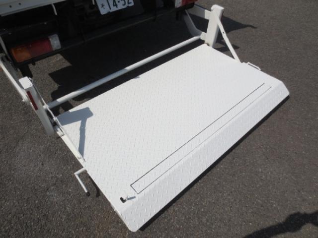 日野自動車 デュトロ ２Ｔ R5年 () 99