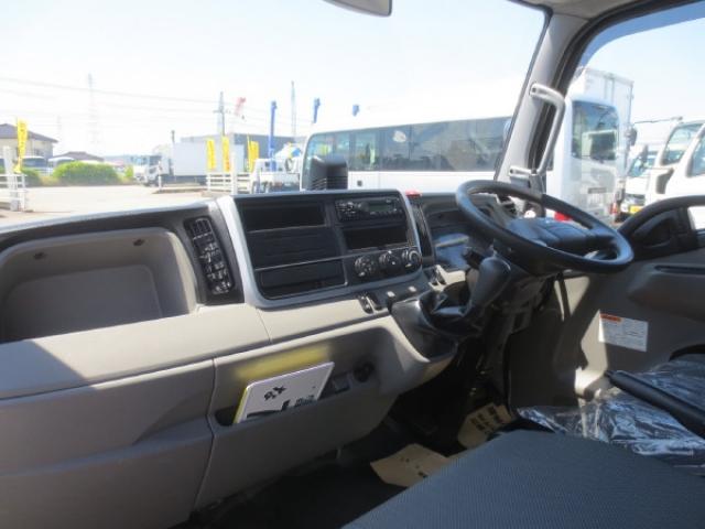 三菱フソウ キャンター ３Ｔ R5年 () 99