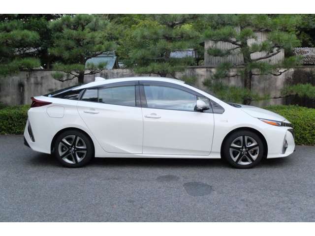 トヨタ プリウスＰＨＶ １．８ Ａ ナビパッケージ R2年 (近畿) 99
