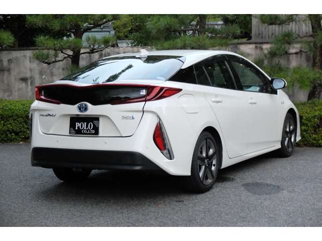トヨタ プリウスＰＨＶ １．８ Ａ ナビパッケージ R2年 (近畿) 99