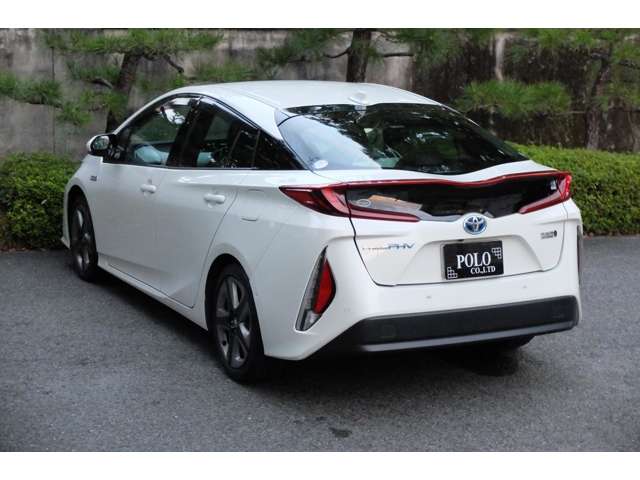 トヨタ プリウスＰＨＶ １．８ Ａ ナビパッケージ R2年 (近畿) 99