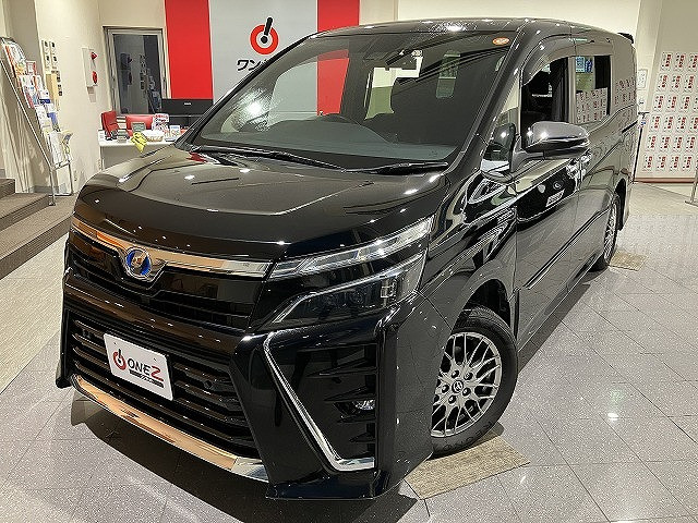 トヨタ ヴォクシー １．８ ハイブリッド ＺＳ 煌 H30年 (近畿) 99
