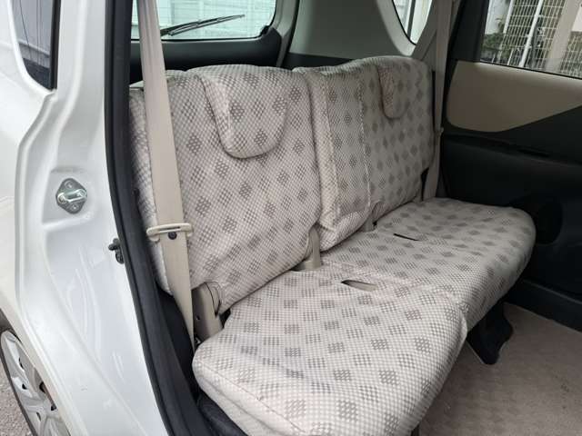 トヨタ ラクティス １．３ Ｘ H22年 (近畿) 99
