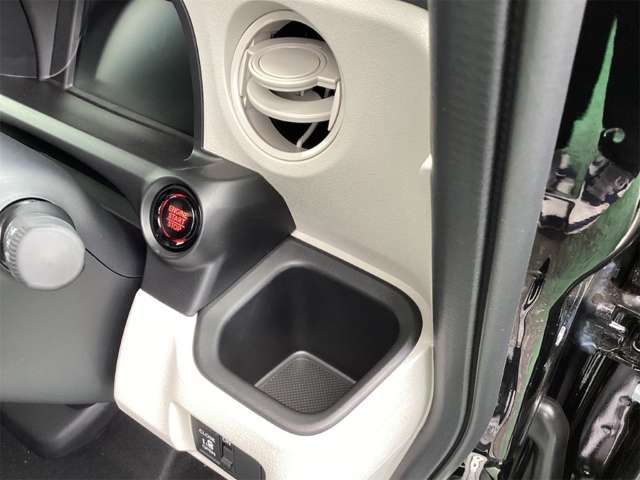 ホンダ Ｎ　ＢＯＸ ６６０ R8年 (近畿) 99