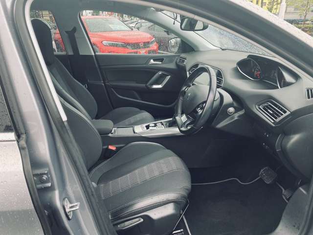 プジョー ３０８ アリュール R1年 (中国) 99