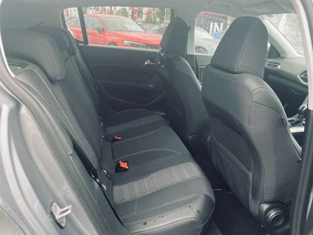 プジョー ３０８ アリュール R1年 (中国) 99