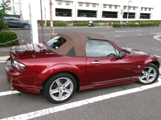 マツダ ロードスター ２．０ 日本カー・オブ・ザ・イヤー受賞記念車 H17年 (中国) 99