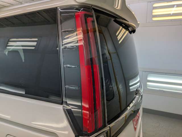 トヨタ ノア ２．０ ＳＩ ＷＸＢＩＩ ４ＷＤ R1年 (東北) 99