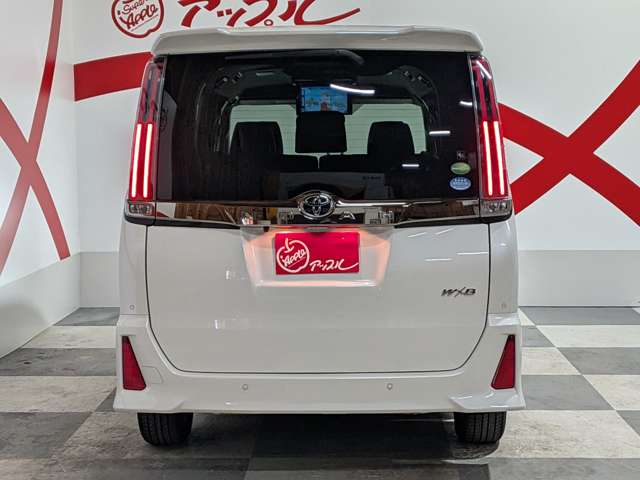 トヨタ ノア ２．０ ＳＩ ＷＸＢＩＩ ４ＷＤ R1年 (東北) 99