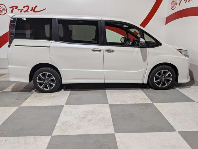 トヨタ ノア ２．０ ＳＩ ＷＸＢＩＩ ４ＷＤ R1年 (東北) 99