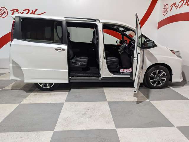 トヨタ ノア ２．０ ＳＩ ＷＸＢＩＩ ４ＷＤ R1年 (東北) 99