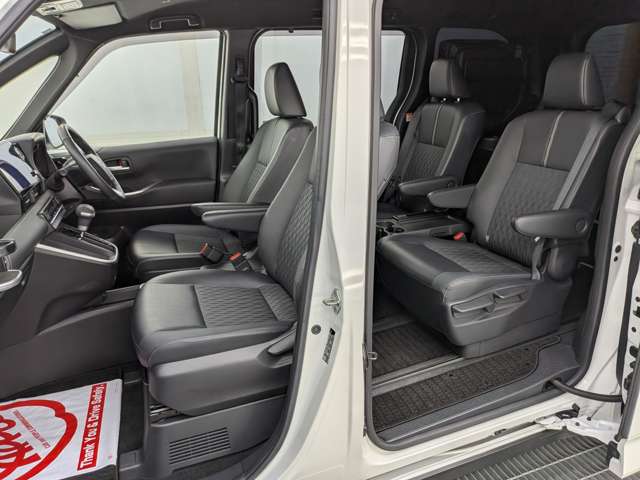 トヨタ ノア １．８ ハイブリッド Ｓ－Ｚ Ｅ－ＦＯＵＲ ４ＷＤ R5年 (東北) 99