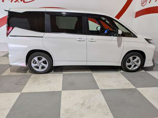 トヨタ ノア １．８ ハイブリッド Ｓ－Ｚ Ｅ－ＦＯＵＲ ４ＷＤ R5年 (東北) 99